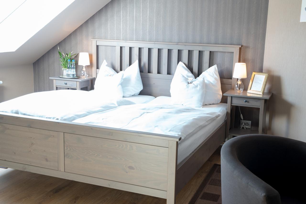 Weddeler Hof Hotel Cremlingen ภายนอก รูปภาพ
